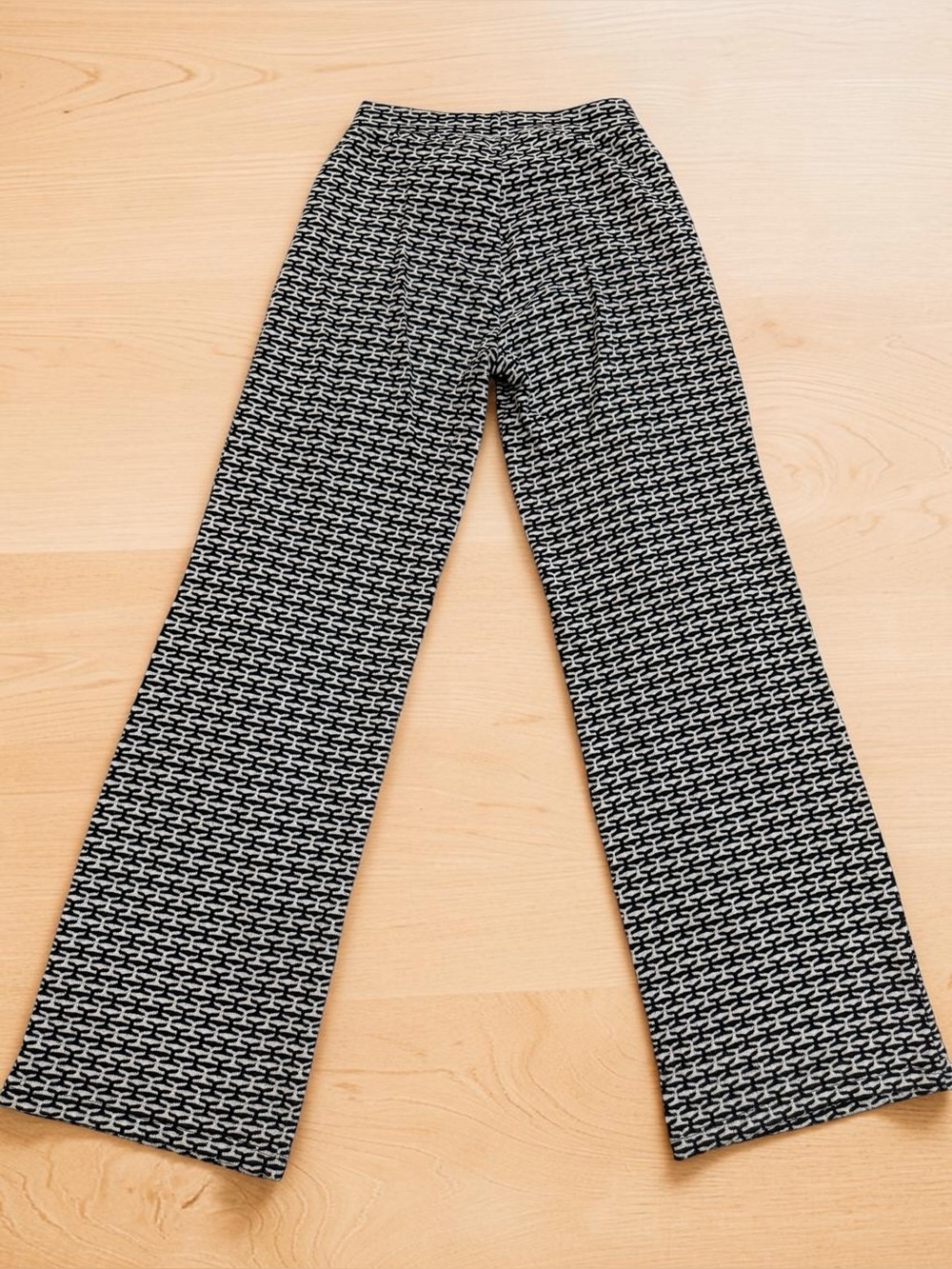 Zara Black and White Patterned Boot Cut Pants